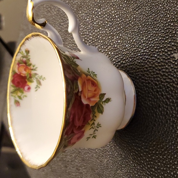 Vintage tea cup - Picture 3 of 5